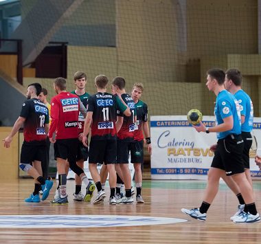 SCM Youngsters im Teamkreis beim Auswärtsspiel gegen die Füchse Berlin II.