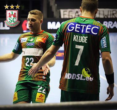 SCM-Youngsters-Spieler Justus Kluge (Nr. 7) neben Lukas Mertens (Nr. 22) auf dem Spielfeld.