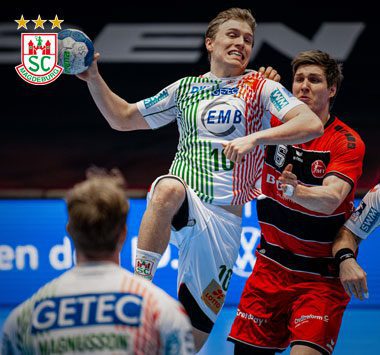 SCM-Feldspieler Gisli Kristjansson (Nr. 10) beim Sprungwurf im Spiel gegen die MT Melsungen.