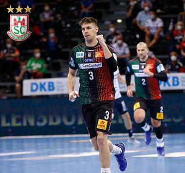 Die SCM-Feldspieler auf dem Spielfeld in einer Partie gegen den THW Kiel.