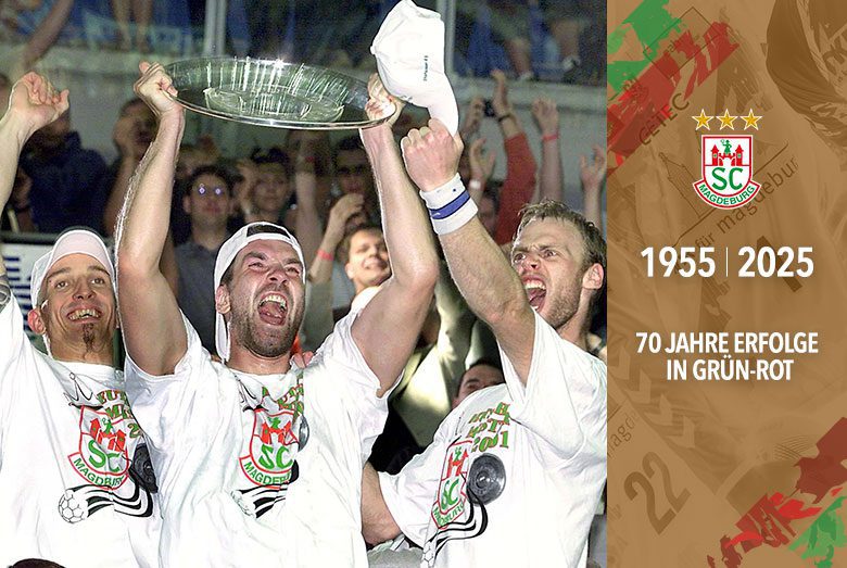 Jubiläumsgrafik: SCM-Spieler jubeln mit der Meisterschale zum Jubiläum „70 Jahre Erfolge in Grün-Rot“.