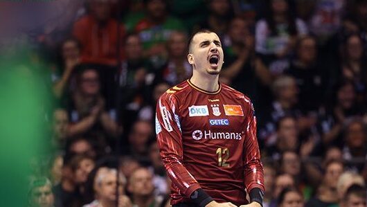 Matej Mandic jubelt