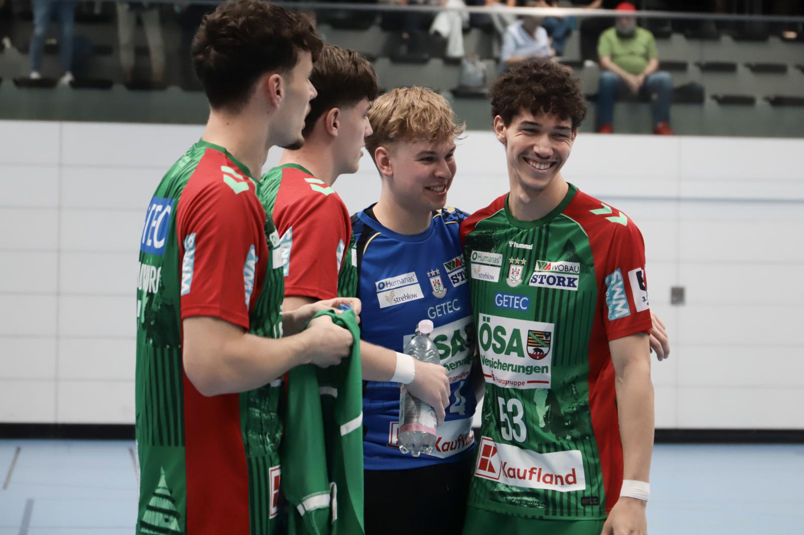 Willi Lücke und Elvis Kretzschmar beim ersten Heimsieg der Saison
