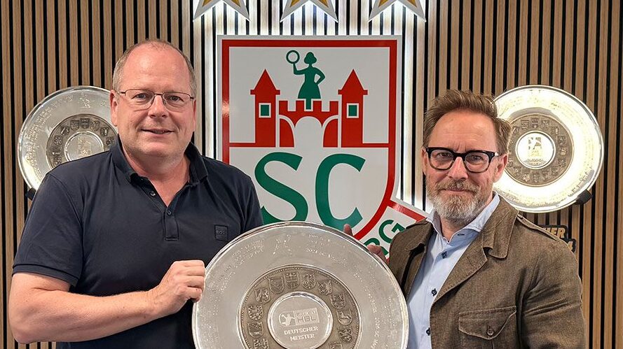 Marc-Henrik Schmedt und Dr. Ingo Stryck, Geschäftsführer Marketing bei Wiesenhof