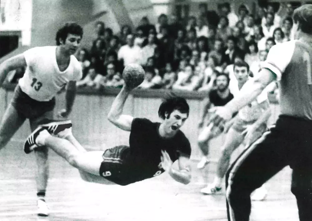 Mitte der 70er Jahre klopfte Ingolf Wiegert an die Tür zum Oberhaus und entwickelte sich bei Trainer Klaus Miesner zu einem der weltbesten Kreisspieler.