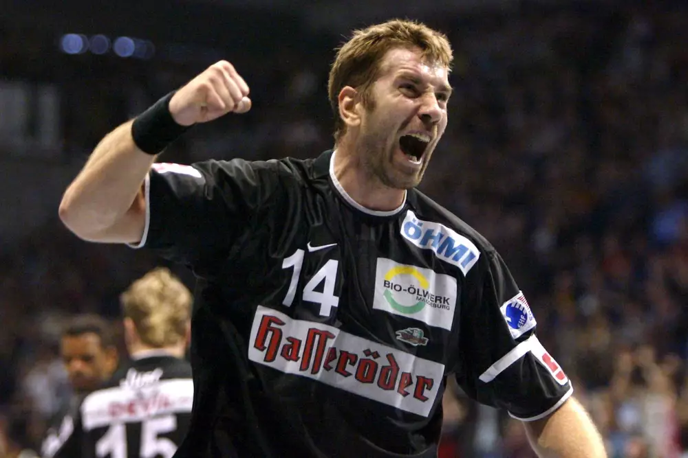 Steffen Stiebler Torjubel; Champions League Halbfinale 2003/2004
