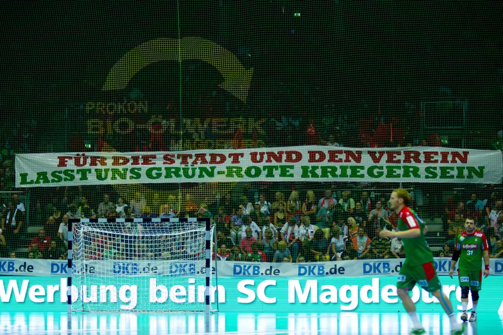 Spruchband SC Gladiators Magdeburg - 1. Handball Bundesliga Punktspiel Saison 2012-13 SC Gladiators Magdeburg
